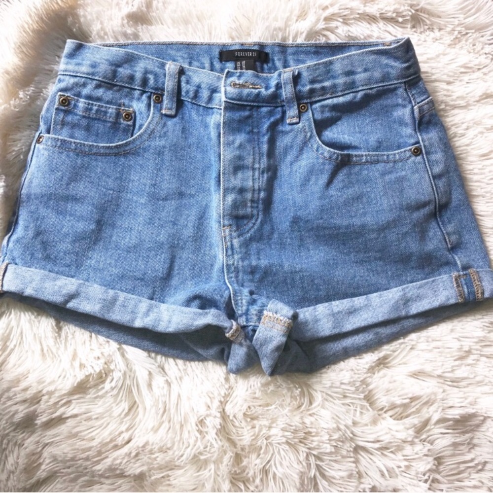 F21 high wasted shorts